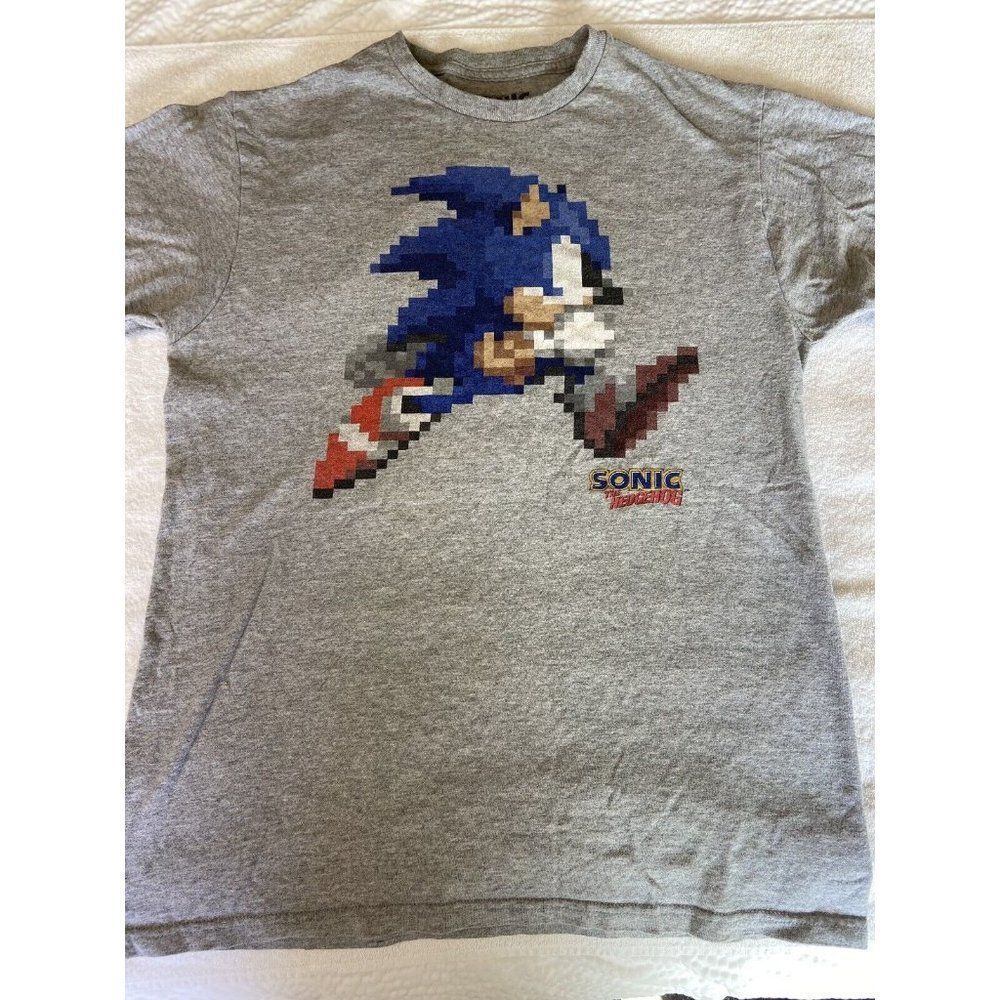 Sonic The Hedgehog  Gray  Graphic T Shirts Men's Size M